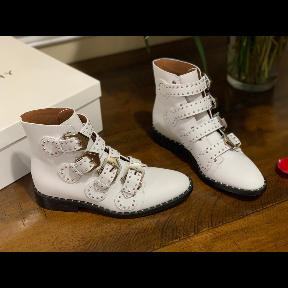 $1395 - Givenchy White Studded Boots - Size 36